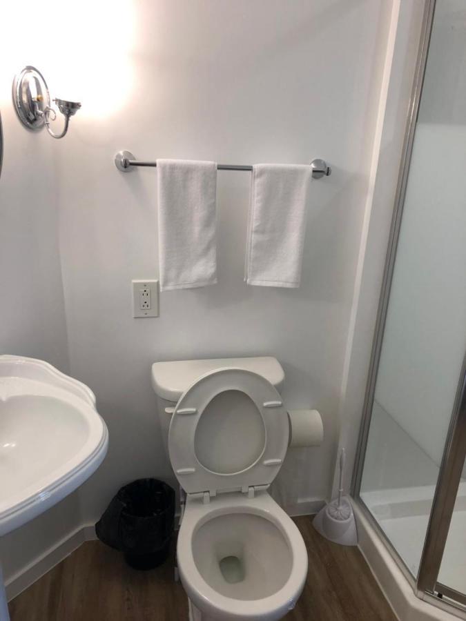 Jason House - Immaculate Suites In A Quiet Seaside Neighbourhood Near Uvic 維多利亞 外观 照片
